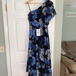Nightway, size 4, Blue floral gown